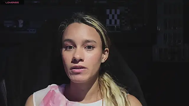 SamanthaWatson online show from October 3, 1:35 am