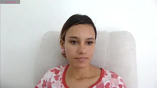 SamanthaWatson online show from April 15, 3:52 pm