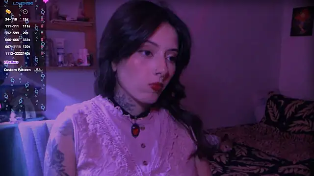 LiliJones  online show from March 21, 8:12 pm