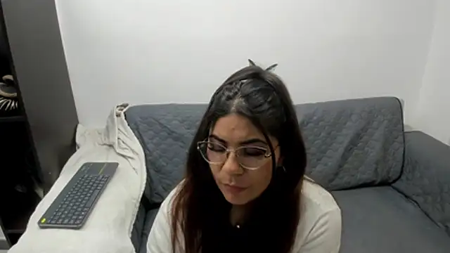 Luna Dumont online show from November 22, 11:09 am