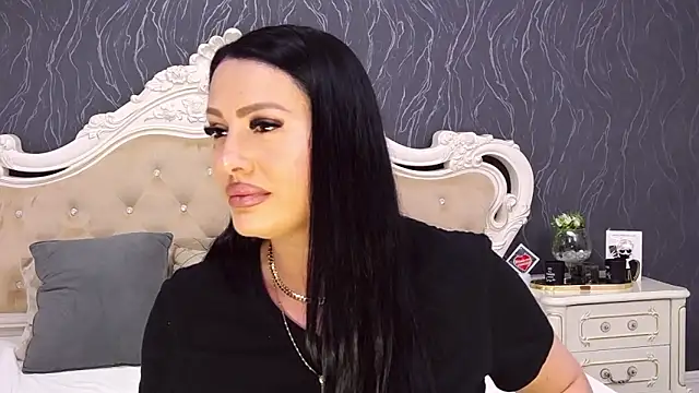 Snapshot of Lauren_Saint chatting on April 25, 1:41 pm Lauren Saint online show from April 25, 1:41 pm