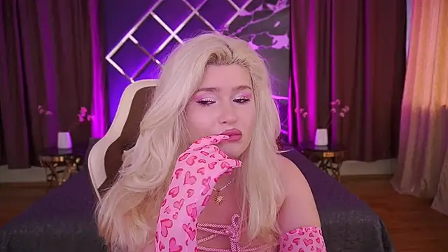 CocoSecretss online show from February 25, 7:18 am