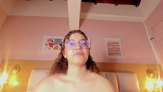 Dollar-girl online show from January 31, 3:00 pm