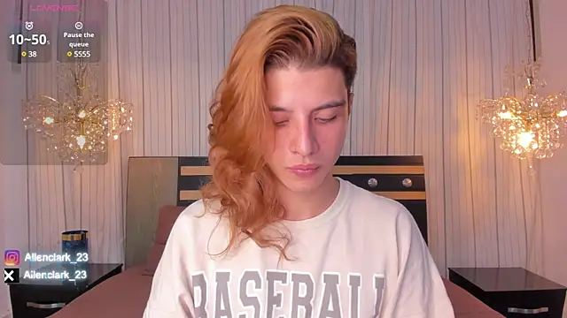 Snapshot of Allen_clark chatting on January 24, 4:05 am Allen clark online show from January 24, 4:05 am