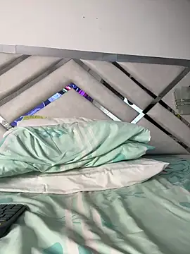 maybelline69 online show from April 1, 10:05 am