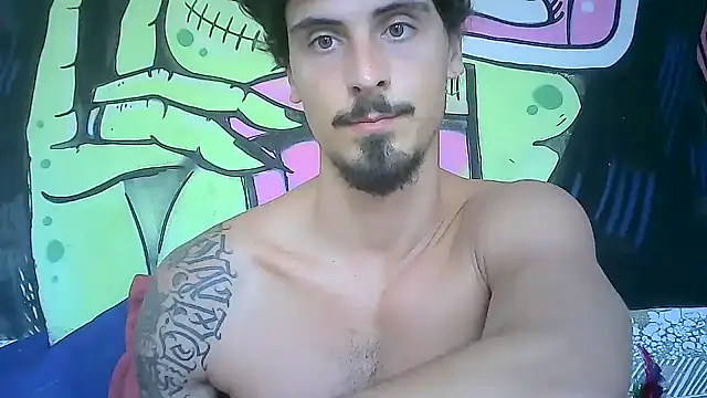 Snapshot of milkoffe chatting on February 27, 2:10 pm milkoffe online show from February 27, 2:10 pm