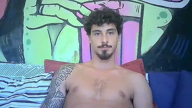 Snapshot of milkoffe chatting on March 2, 3:37 pm milkoffe online show from March 2, 3:37 pm