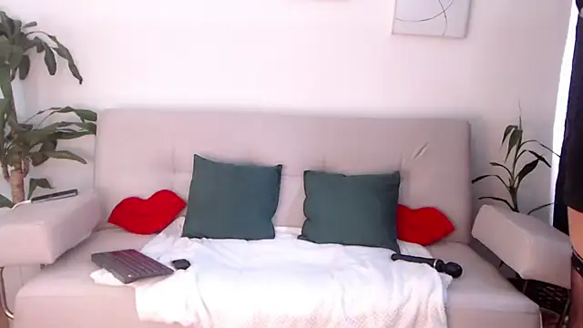 Snapshot of NicollColeman chatting on November 20, 3:12 pm NicollColeman online show from November 20, 3:12 pm