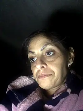 Snapshot of ChantalXOrchid chatting on October 31, 12:11 am ChantalXOrchid online show from October 31, 12:11 am