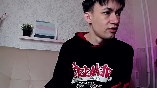 CalvinOwens online show from February 15, 8:33 am