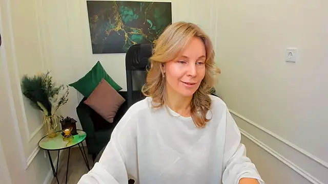 Sinty Devis online show from April 16, 4:46 am