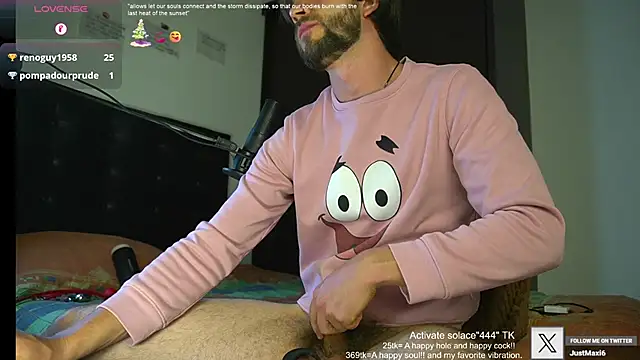 Snapshot of just_maxii chatting on February 9, 1:44 am just maxii online show from February 9, 1:44 am