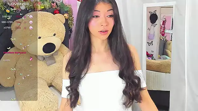 SophiaLiu online show from December 7, 12:41 am