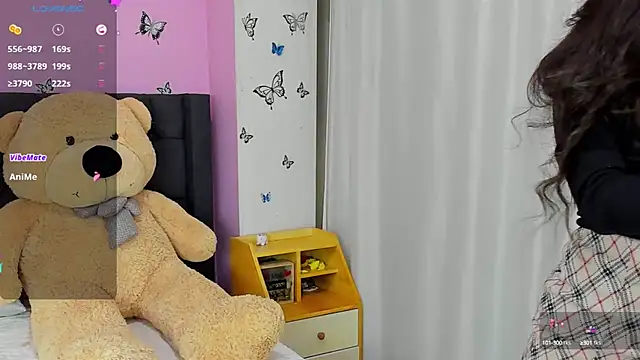 SophiaLiu online show from March 23, 1:42 am