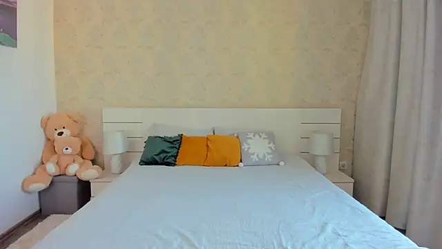 Snapshot of best_bomb chatting on January 16, 12:42 pm best bomb online show from January 16, 12:42 pm