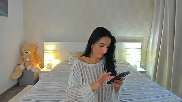 Snapshot of best_bomb chatting on December 4, 2:26 pm best bomb online show from December 4, 2:26 pm