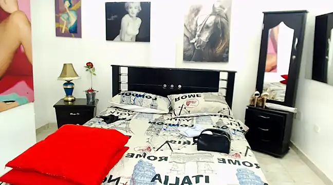 Snapshot of VeronicaReynolds chatting on March 9, 4:22 pm VeronicaReynolds online show from March 9, 4:22 pm