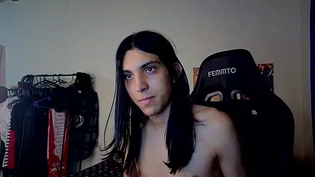 Snapshot of angelitofemboy chatting on October 27, 1:09 am angelitofemboy online show from October 27, 1:09 am