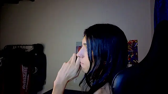 Snapshot of angelitofemboy chatting on November 5, 2:33 am angelitofemboy online show from November 5, 2:33 am