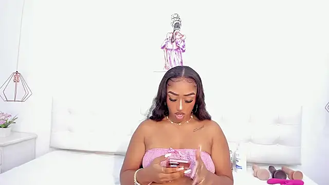 samanta joness online show from December 4, 6:11 am