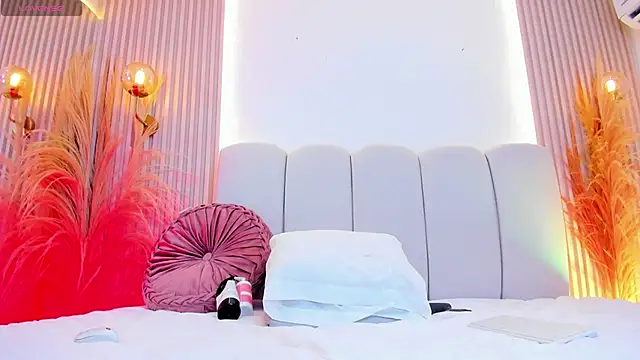 Snapshot of carolriveraa_ chatting on November 22, 9:03 pm carolriveraa online show from November 22, 9:03 pm