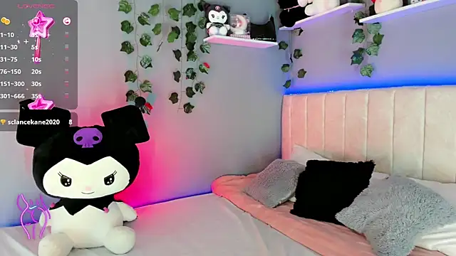 Snapshot of cattriona_muller chatting on March 13, 11:30 am cattriona muller online show from March 13, 11:30 am