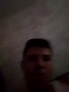 Snapshot of denca28 chatting on December 17, 12:38 am denca28 online show from December 17, 12:38 am