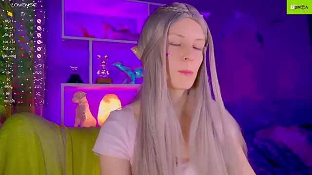 Flash Summer online show from December 3, 11:25 pm