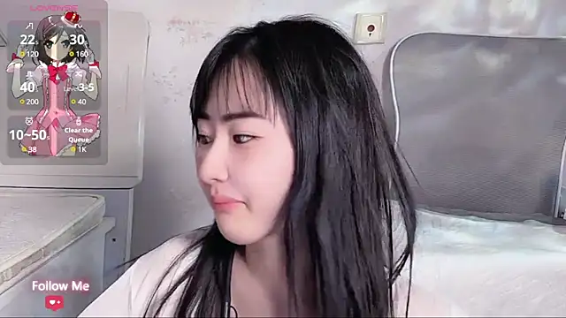 qiqi-- online show from December 21, 8:28 am