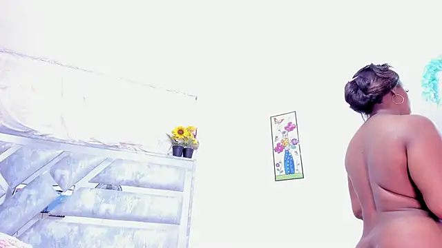 RoxannaBlanche online show from December 18, 11:13 am