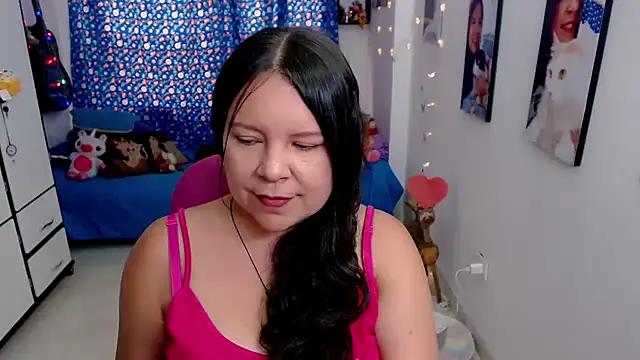 claryssa  online show from March 10, 6:46 pm