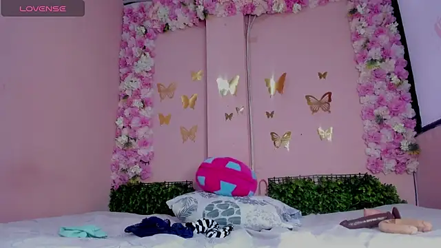 grandmother milf online show from April 20, 2:42 pm