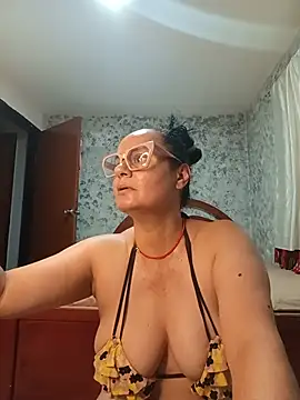 Eunice73 online show from July 6, 10:01 pm