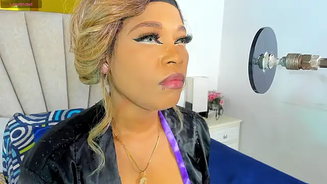 angel dthroatt online show from February 5, 12:06 pm