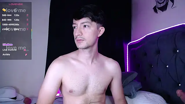 Snapshot of henry_diiaz chatting on October 29, 7:10 am henry diiaz online show from October 29, 7:10 am