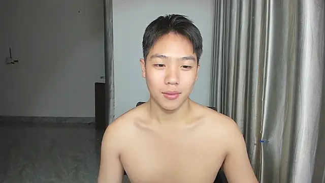 Snapshot of Oliver_Nl chatting on December 11, 4:09 pm Oliver Nl online show from December 11, 4:09 pm