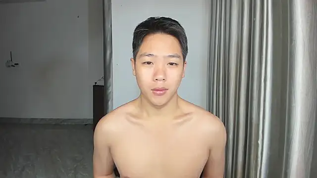 Snapshot of Oliver_Nl chatting on January 18, 3:42 am Oliver Nl online show from January 18, 3:42 am