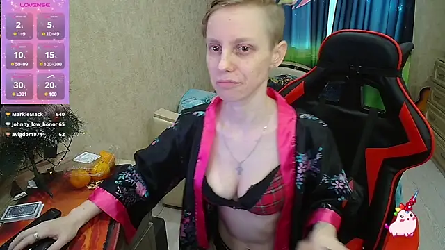 Alexis Gordon online show from January 25, 8:00 am