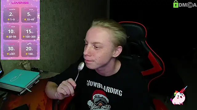 Alexis Gordon online show from September 15, 5:57 pm