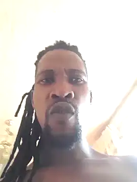 Snapshot of koolbend chatting on December 22, 1:22 pm koolbend online show from December 22, 1:22 pm