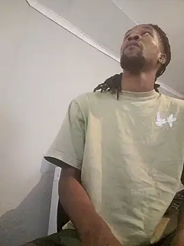 Snapshot of koolbend chatting on January 15, 5:23 am koolbend online show from January 15, 5:23 am