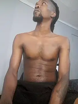 Snapshot of koolbend chatting on February 28, 7:37 pm koolbend online show from February 28, 7:37 pm