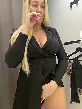 Deonta  online show from December 8, 4:50 pm