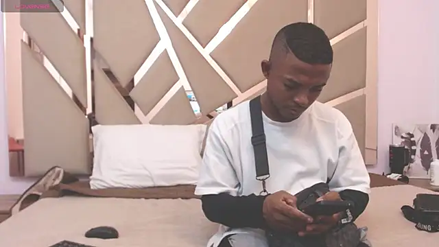 you and i9 online show from April 14, 7:20 pm