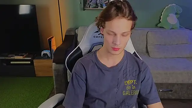 TeddyLiLboy online show from October 20, 5:57 pm