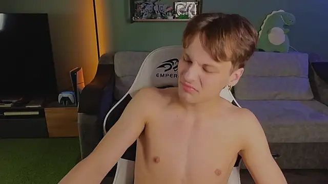 TeddyLiLboy online show from November 15, 3:52 pm