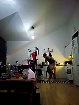 Snapshot of eltoulou chatting on January 31, 8:33 pm eltoulou online show from January 31, 8:33 pm