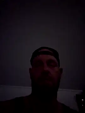 Snapshot of eltoulou chatting on February 19, 11:36 pm eltoulou online show from February 19, 11:36 pm