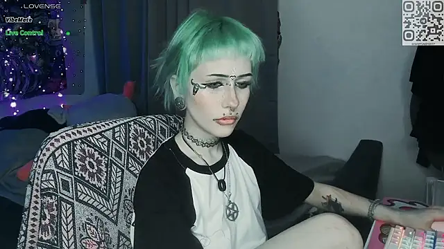 say mary online show from March 5, 9:22 pm