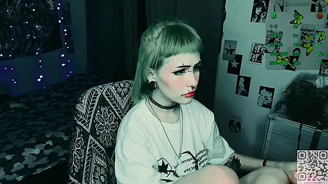 say mary online show from March 26, 1:44 am